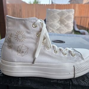 Converse Cream Sneakers Casual Style